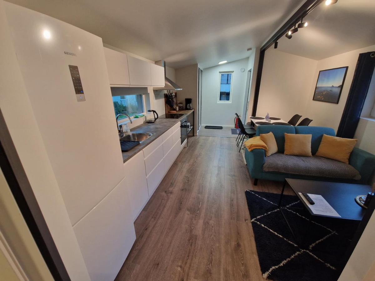 Northern Living 1 Room With Shared Bathroom 트롬쇠 외부 사진
