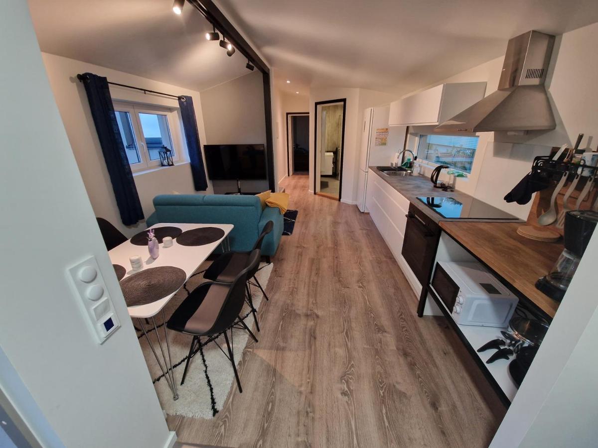 Northern Living 1 Room With Shared Bathroom 트롬쇠 외부 사진